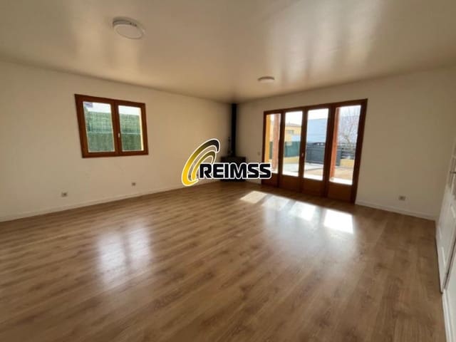 4 makuuhuone Huvila myytävänä paikassa Santa Cristina d'Aro mukana 
autotalli - 485 000 € (Ref: 9586391)