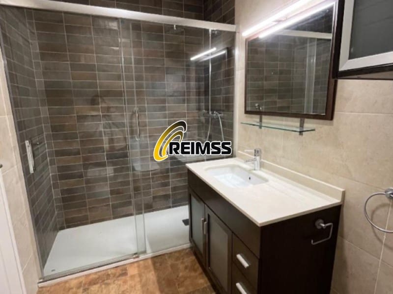 4 makuuhuone Huvila myytävänä paikassa Santa Cristina d'Aro mukana 
autotalli - 485 000 € (Ref: 9586391)