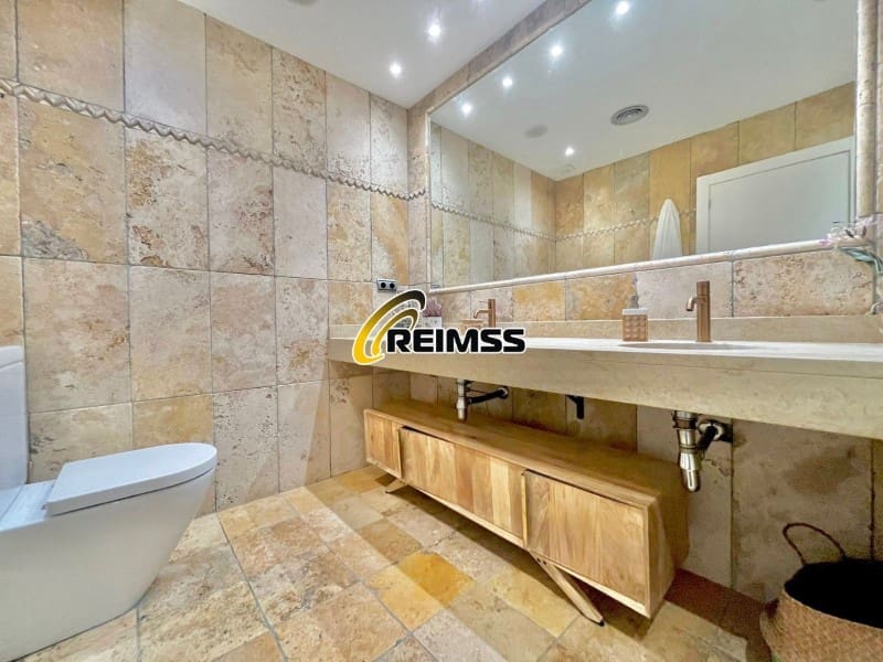 5 slaapkamer Villa te koop in Blanes met garage - € 794.000 (Ref: 9639473)