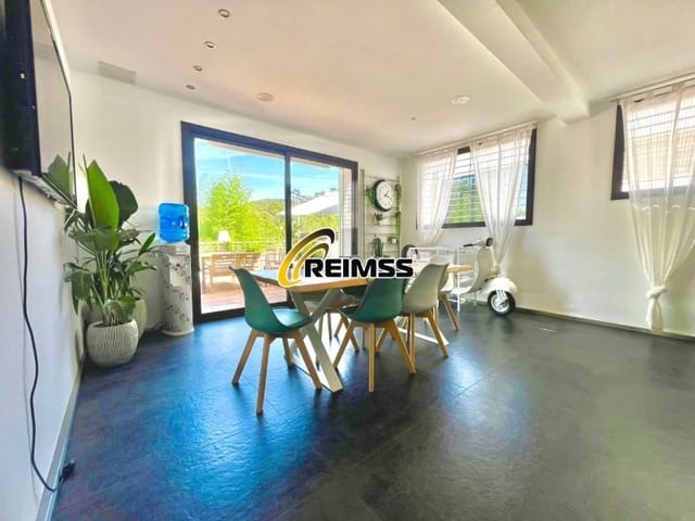 5 soveværelse Villa til salg i Blanes med swimmingpool garage - € 794.000 (Ref: 9639473)
