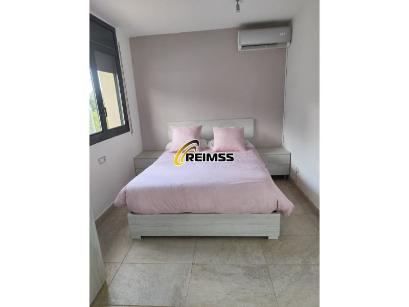 2 bedroom Villa for sale in Llagostera with garage - € 294,000 (Ref: 9639476)