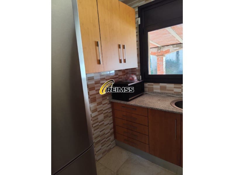 2 bedroom Villa for sale in Llagostera with garage - € 294,000 (Ref: 9639476)