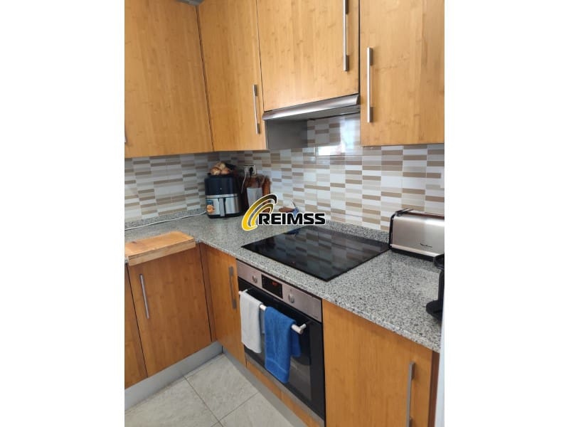 2 bedroom Villa for sale in Llagostera with garage - € 294,000 (Ref: 9639476)