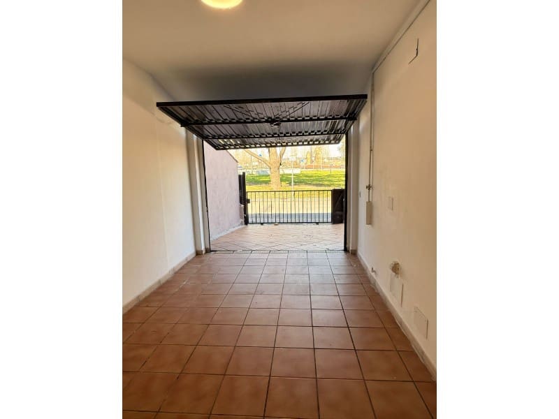 4 bedroom Villa for sale in Tordera with garage - € 470,000 (Ref: 9674019)