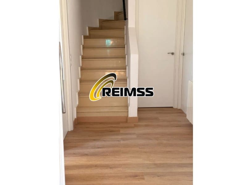 4 bedroom Villa for sale in Tordera with garage - € 470,000 (Ref: 9674019)