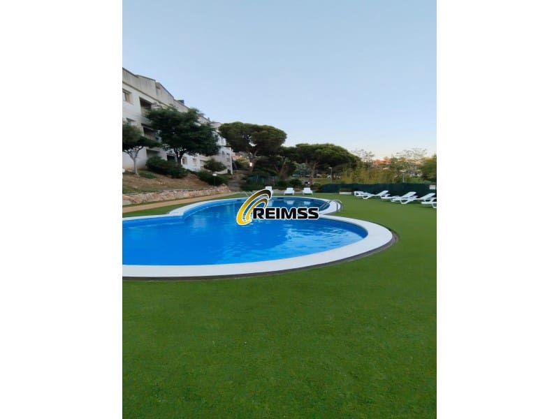 1 bedroom Apartment for sale in Lloret de Mar with pool - € 110,000 (Ref: 9682417)