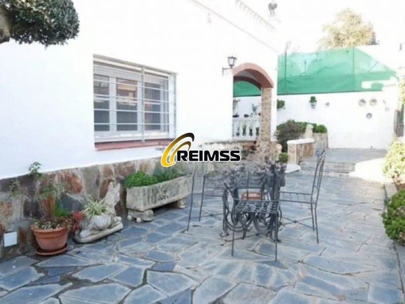 6 chambre Villa/Maison à vendre à Vidreres - 315 000 € (Ref: 9682418)