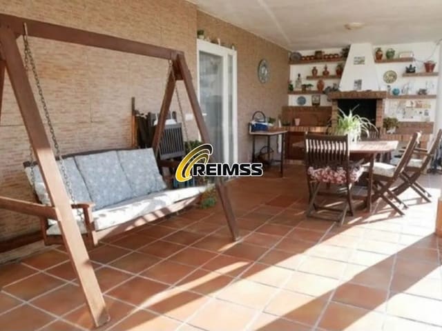 6 chambre Villa/Maison à vendre à Aiguaviva Parc, Vidreres - 315 000 € (Ref: 9682418)