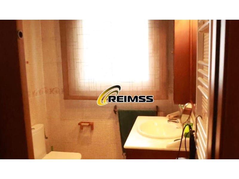 5 makuuhuone Huvila myytävänä paikassa Vidreres mukana 
autotalli - 577 500 € (Ref: 9682420)