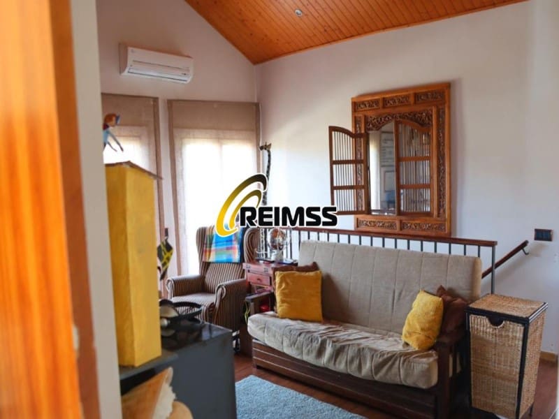 5 makuuhuone Huvila myytävänä paikassa Vidreres mukana 
autotalli - 577 500 € (Ref: 9682420)