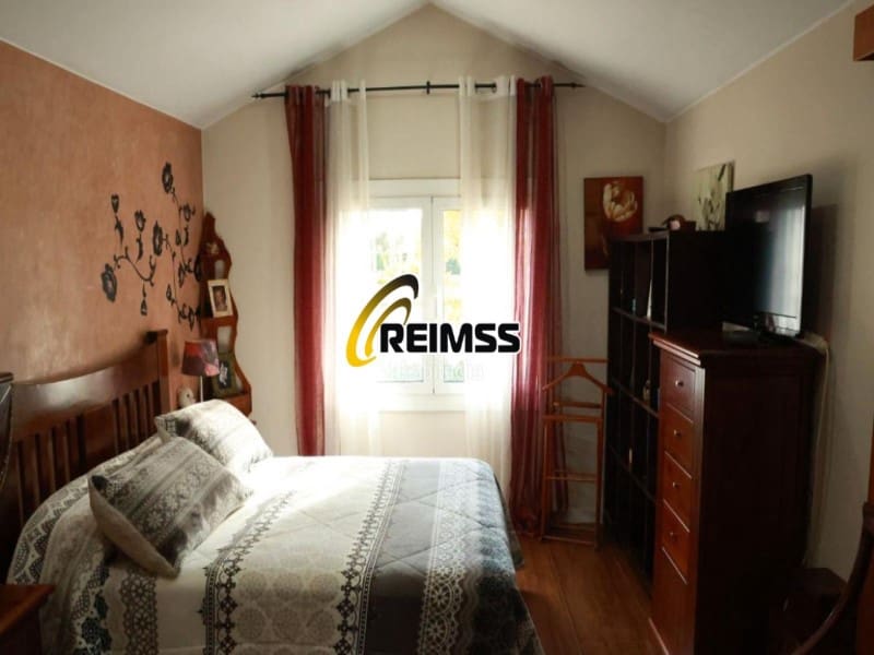 5 makuuhuone Huvila myytävänä paikassa Vidreres mukana 
autotalli - 577 500 € (Ref: 9682420)