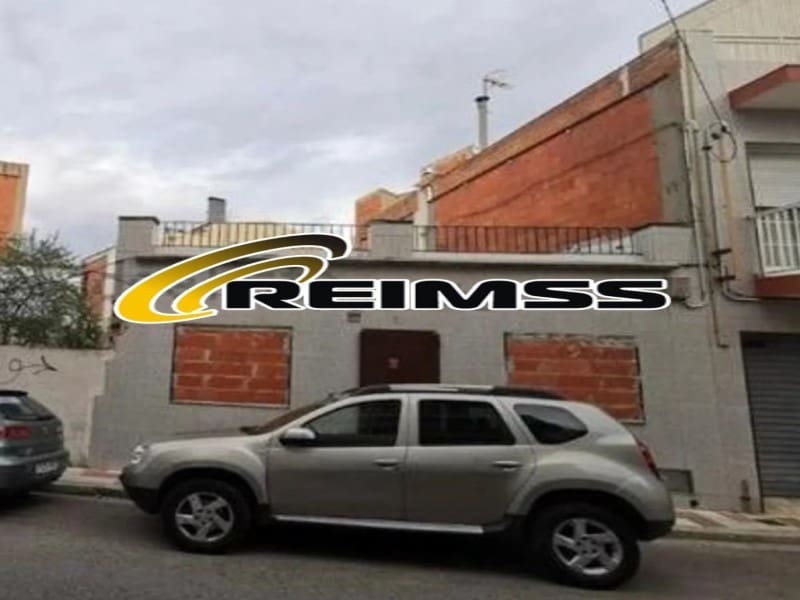 5 Zimmer Villa zu verkaufen in Blanes - 179.000 € (Ref: 9682421)