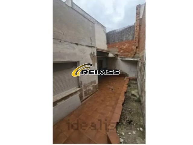 5 soveværelse Villa til salg i Blanes - € 179.000 (Ref: 9682421)