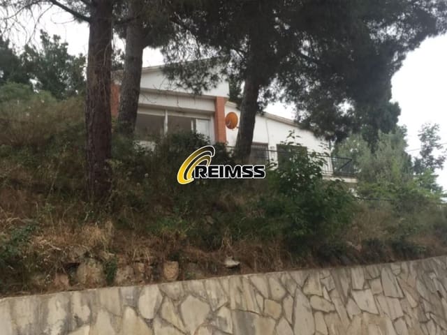 3 makuuhuone Huvila myytävänä paikassa Aiguaviva Parc, Vidreres - 270 500 € (Ref: 9682422)