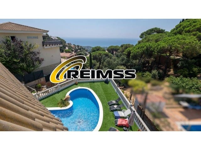 5 makuuhuone Huvila myytävänä paikassa Roca Grossa, Lloret de Mar mukana 
autotalli - 978 000 € (Ref: 9682425)