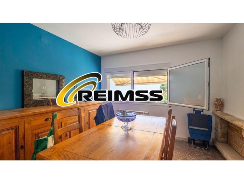 5 soverom Villa til salgs i Lloret de Mar med svømmebasseng garasje - € 978 000 (Ref: 9682425)