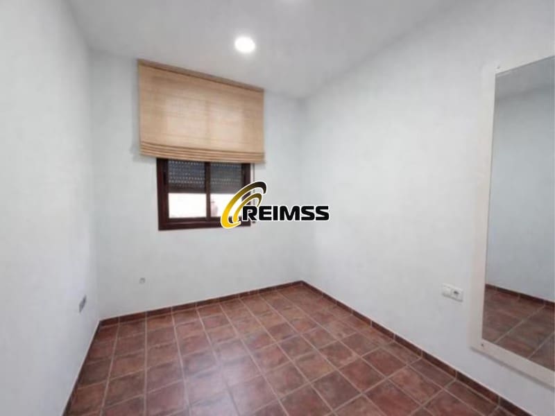 4 bedroom Villa for sale in Macanet de la Selva with garage - € 315,000 (Ref: 9794377)