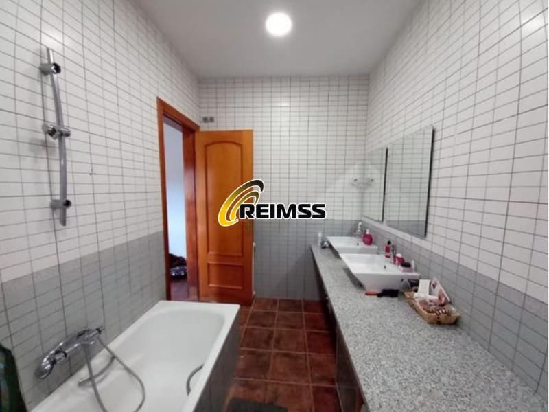 4 bedroom Villa for sale in Macanet de la Selva with garage - € 315,000 (Ref: 9794377)