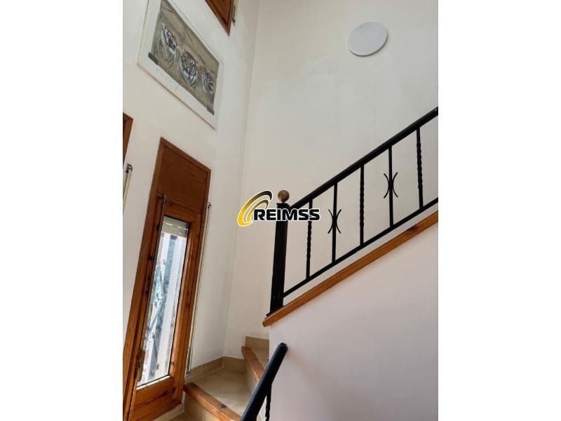 5 bedroom Villa for sale in Lloret de Mar with garage - € 524,000 (Ref: 9794379)