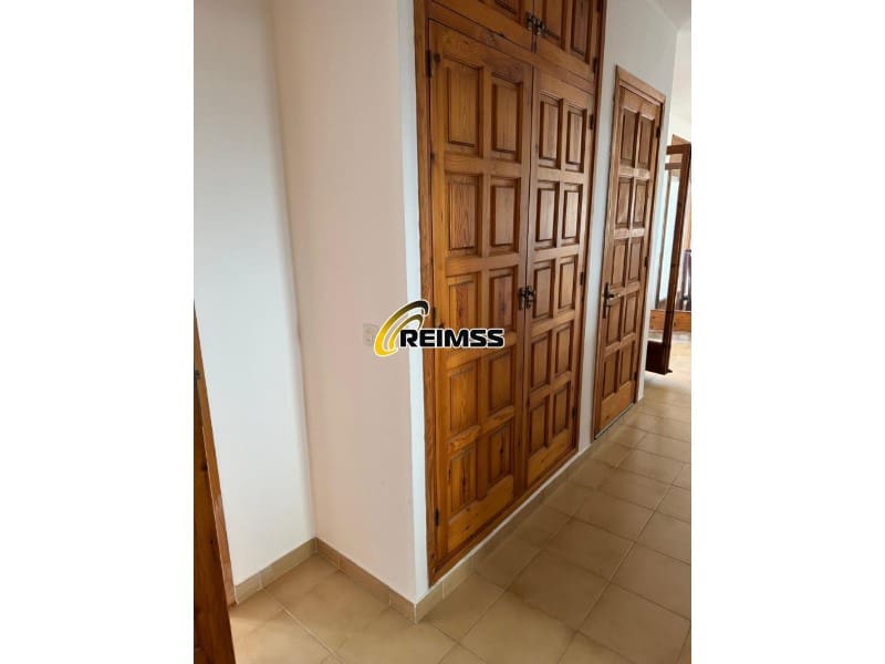 5 bedroom Villa for sale in Lloret de Mar with garage - € 524,000 (Ref: 9794379)