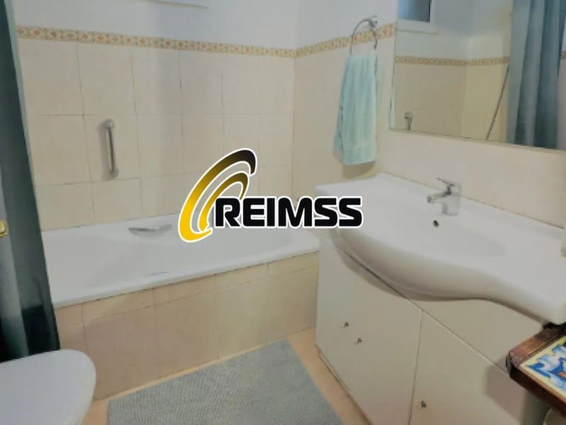 3 bedroom Villa for sale in Santa Cristina d'Aro with garage - € 350,000 (Ref: 9822436)