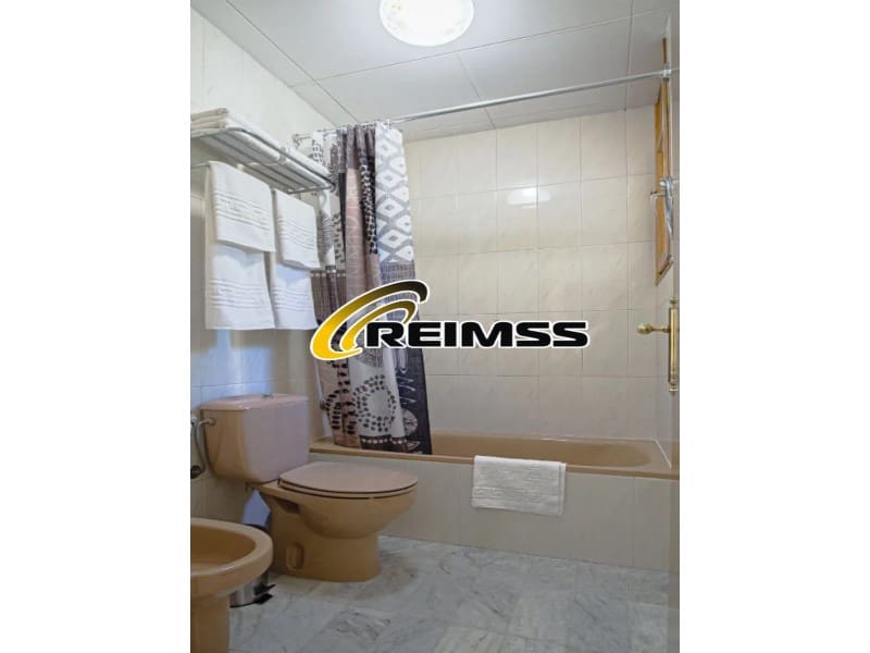 4 bedroom Villa for sale in Blanes with pool garage - € 850,000 (Ref: 9822439)
