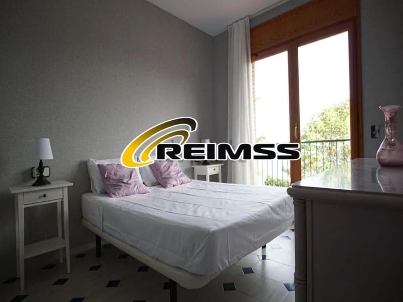 4 bedroom Villa for sale in Blanes with pool garage - € 850,000 (Ref: 9822439)