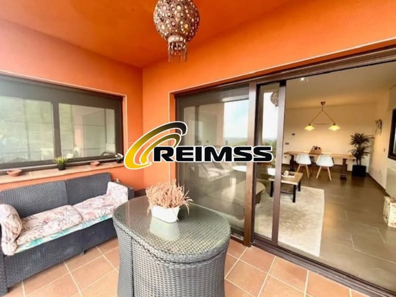 4 soveværelse Villa til salg i Lloret de Mar med swimmingpool garage - € 479.000 (Ref: 9822440)