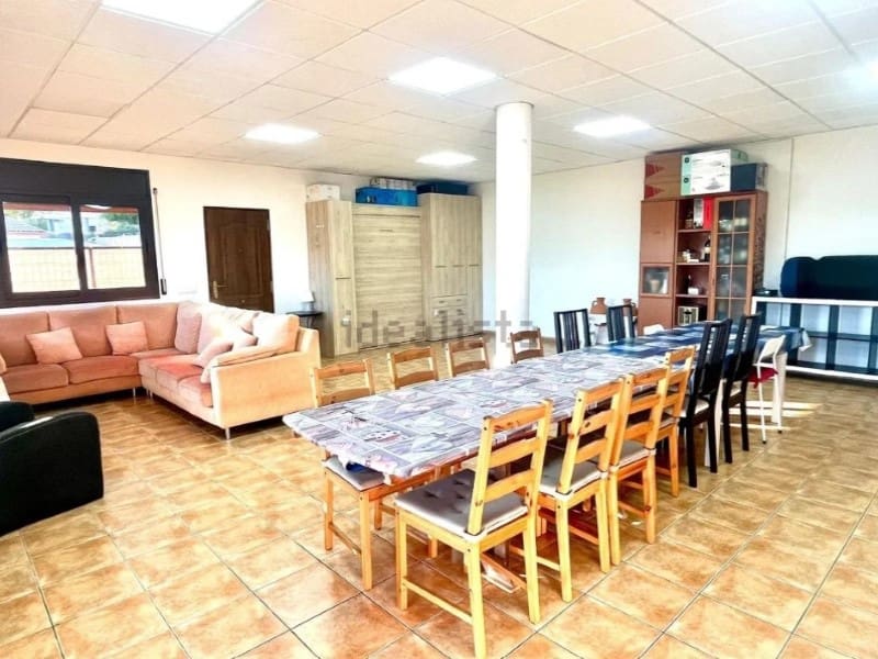 4 soveværelse Villa til salg i Lloret de Mar med swimmingpool garage - € 479.000 (Ref: 9822440)