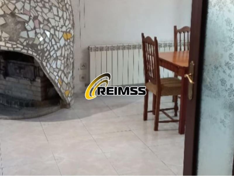 4 slaapkamer Villa te koop in Caldes de Malavella met garage - € 294.000 (Ref: 9822441)