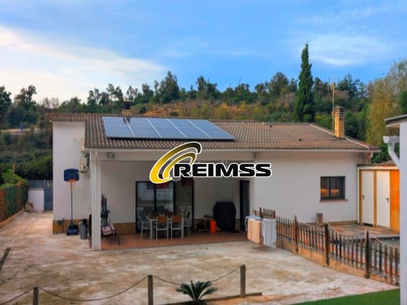Chalet de 3 habitaciones en Maçanet de la Selva en venta - 320.000 € (Ref: 9890004)