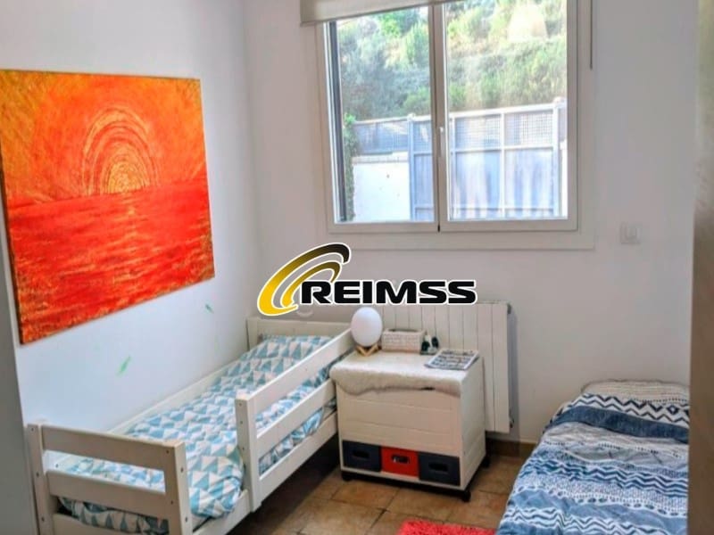 Chalet de 3 habitaciones en Maçanet de la Selva en venta - 320.000 € (Ref: 9890004)