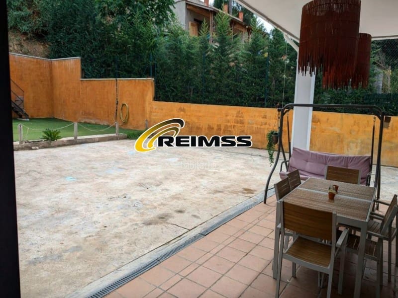 Chalet de 3 habitaciones en Maçanet de la Selva en venta - 320.000 € (Ref: 9890004)