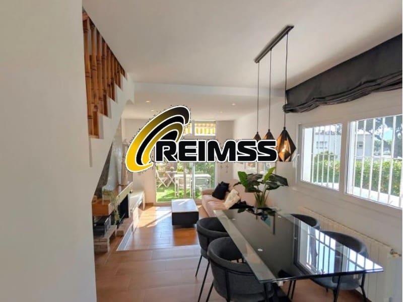 Chalet de 3 habitaciones en Platja d'Aro en venta - 475.000 € (Ref: 9890005)
