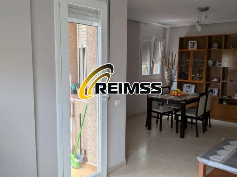 3 bedroom Flat for sale in Lloret de Mar - € 262,500 (Ref: 9892294)