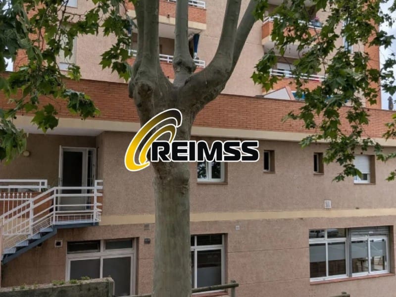 3 bedroom Flat for sale in Lloret de Mar - € 262,500 (Ref: 9892294)
