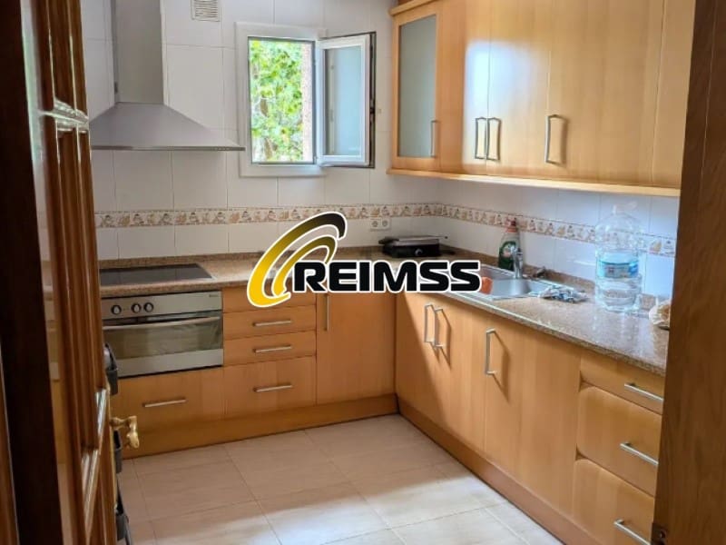 3 bedroom Flat for sale in Lloret de Mar - € 262,500 (Ref: 9892294)