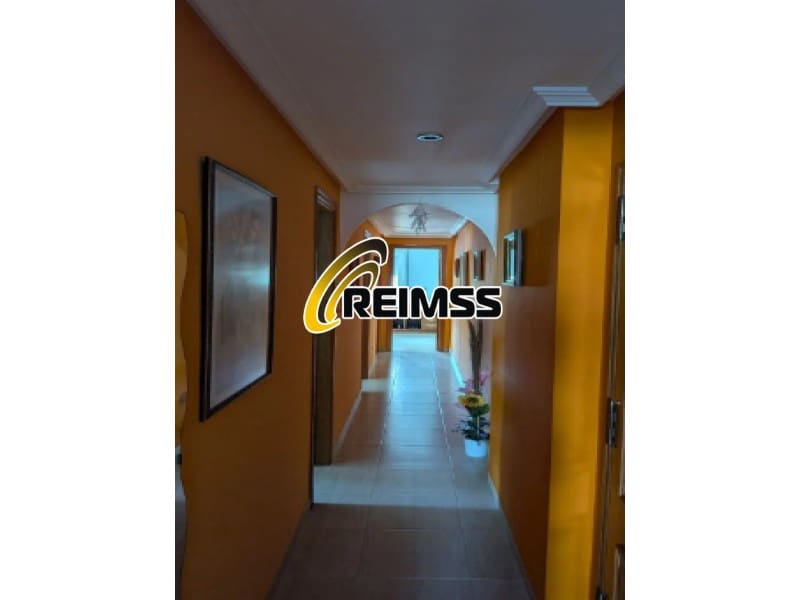 3 bedroom Flat for sale in Lloret de Mar - € 262,500 (Ref: 9892294)