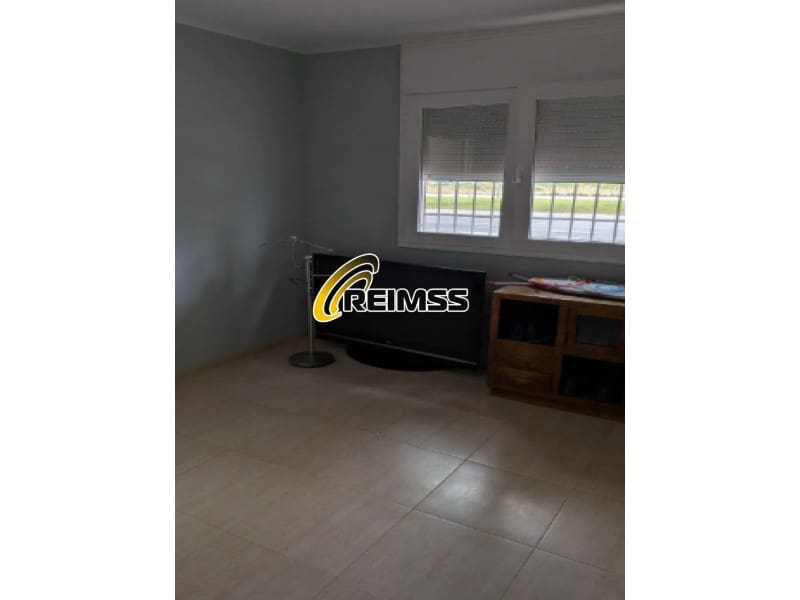 3 bedroom Flat for sale in Lloret de Mar - € 262,500 (Ref: 9892294)