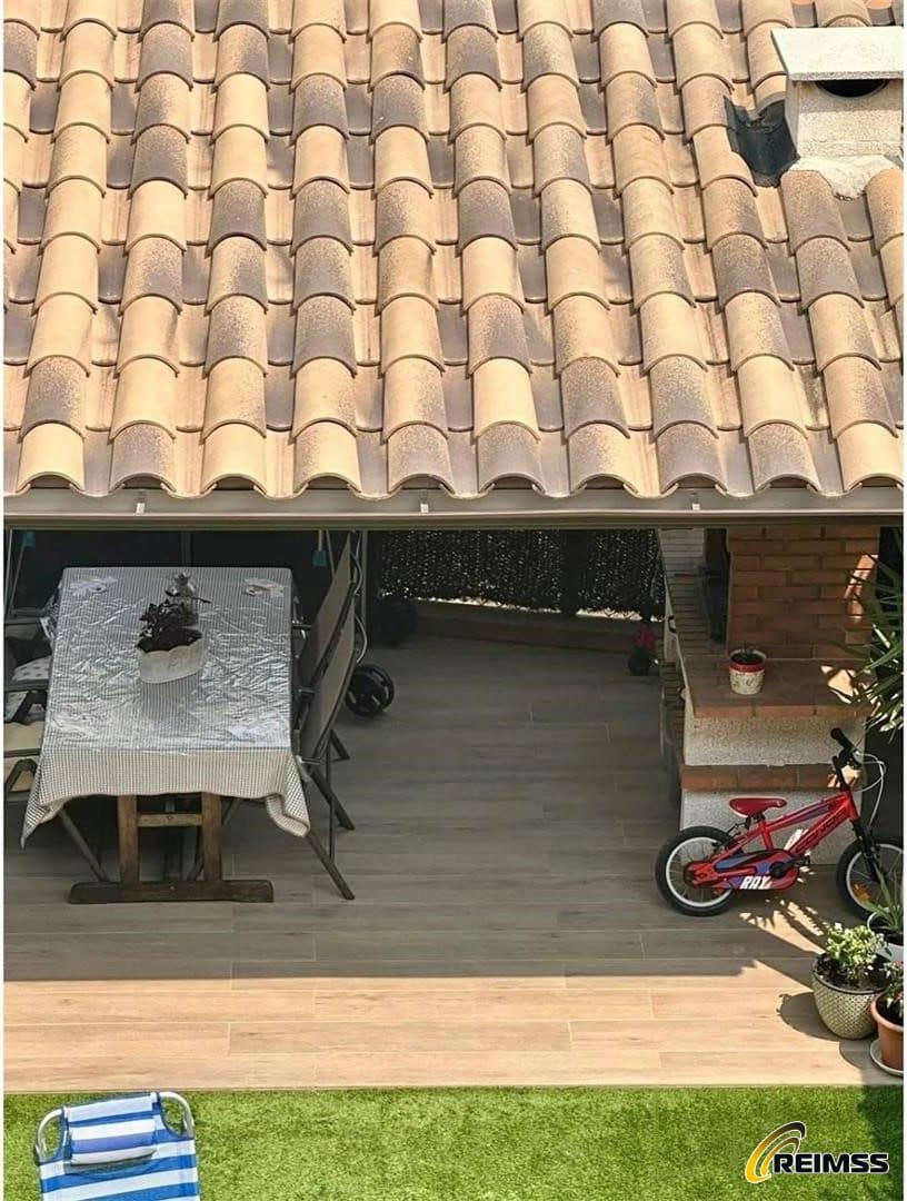 5 sovrum Villa till salu i Caldes de Malavella med garage - 414 750 € (Ref: 9965757)