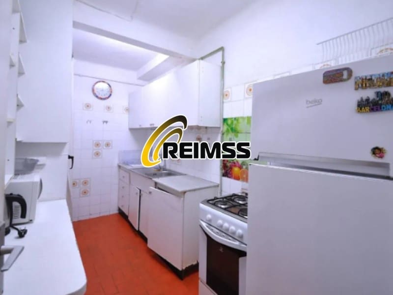 2 bedroom Apartment for sale in Blanes with pool - € 115,000 (Ref: 9965758)