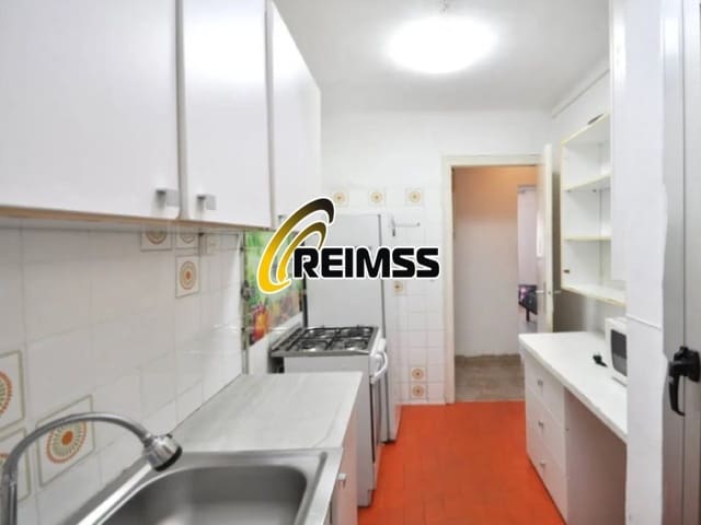 2 soveværelse Lejlighed til salg i Blanes med swimmingpool - € 115.000 (Ref: 9965758)