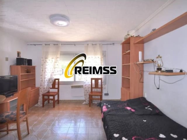 2 soveværelse Lejlighed til salg i Blanes med swimmingpool - € 115.000 (Ref: 9965758)