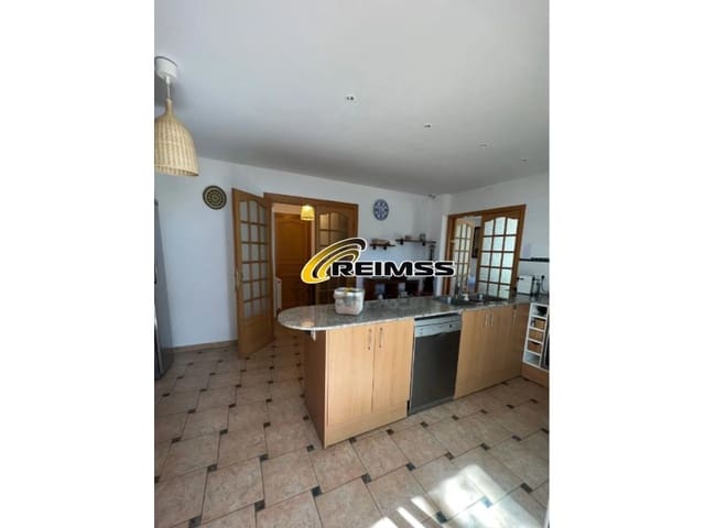4 sypialnia Willa na sprzedaż w Santa Cristina d'Aro z garażem - 690 000 € (Ref: 9965763)