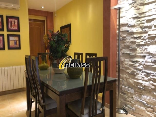 3 soveværelse Lejlighed til salg i Tossa de Mar med swimmingpool - € 472.500 (Ref: 9965765)