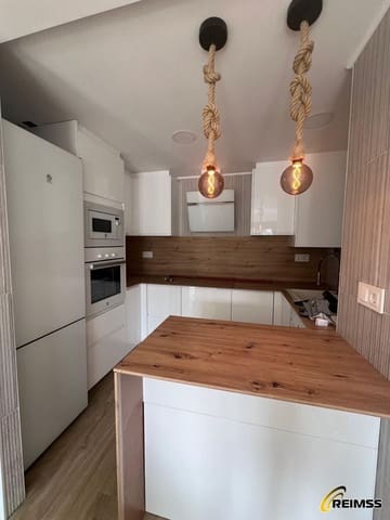 2 sovrum Lägenhet till salu i Lloret de Mar med pool - 264 810 € (Ref: 9965767)