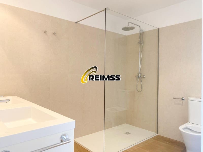 2 bedroom Villa for sale in Sant Feliu de Guixols with garage - € 325,000 (Ref: 9965769)