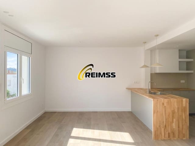2 soverom Villa til salgs i Sant Feliu de Guíxols med garasje - € 325 000 (Ref: 9965769)