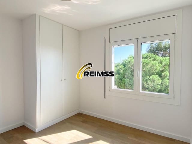 2 soverom Villa til salgs i Sant Feliu de Guíxols med garasje - € 325 000 (Ref: 9965769)
