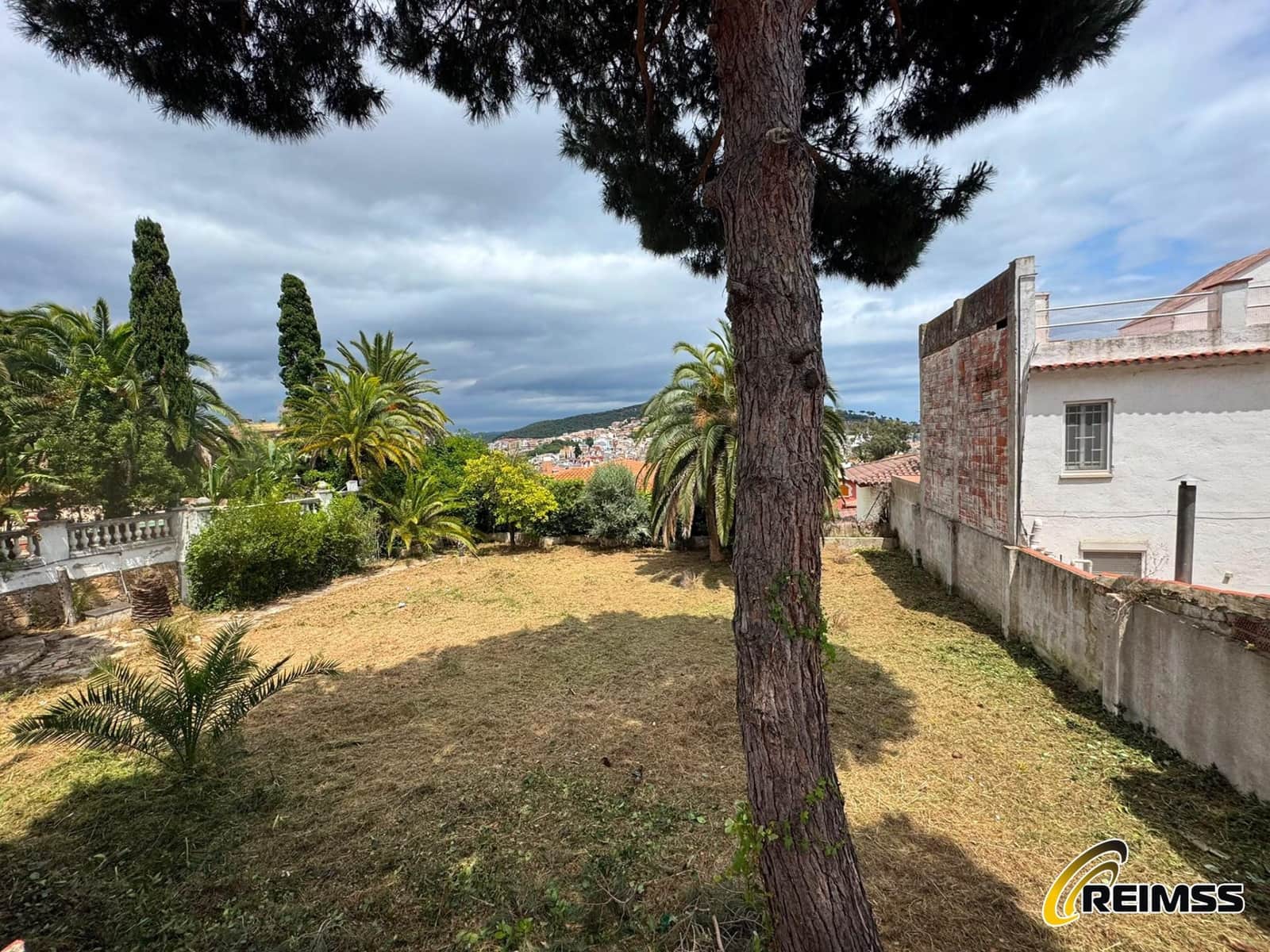 Grunde uden byggetilladelser til salg i Blanes - € 310.000 (Ref: 9972339)